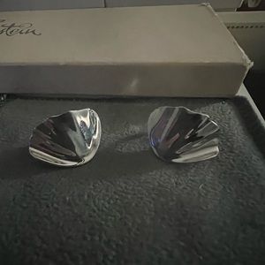 Trifari Crown vintage earrings